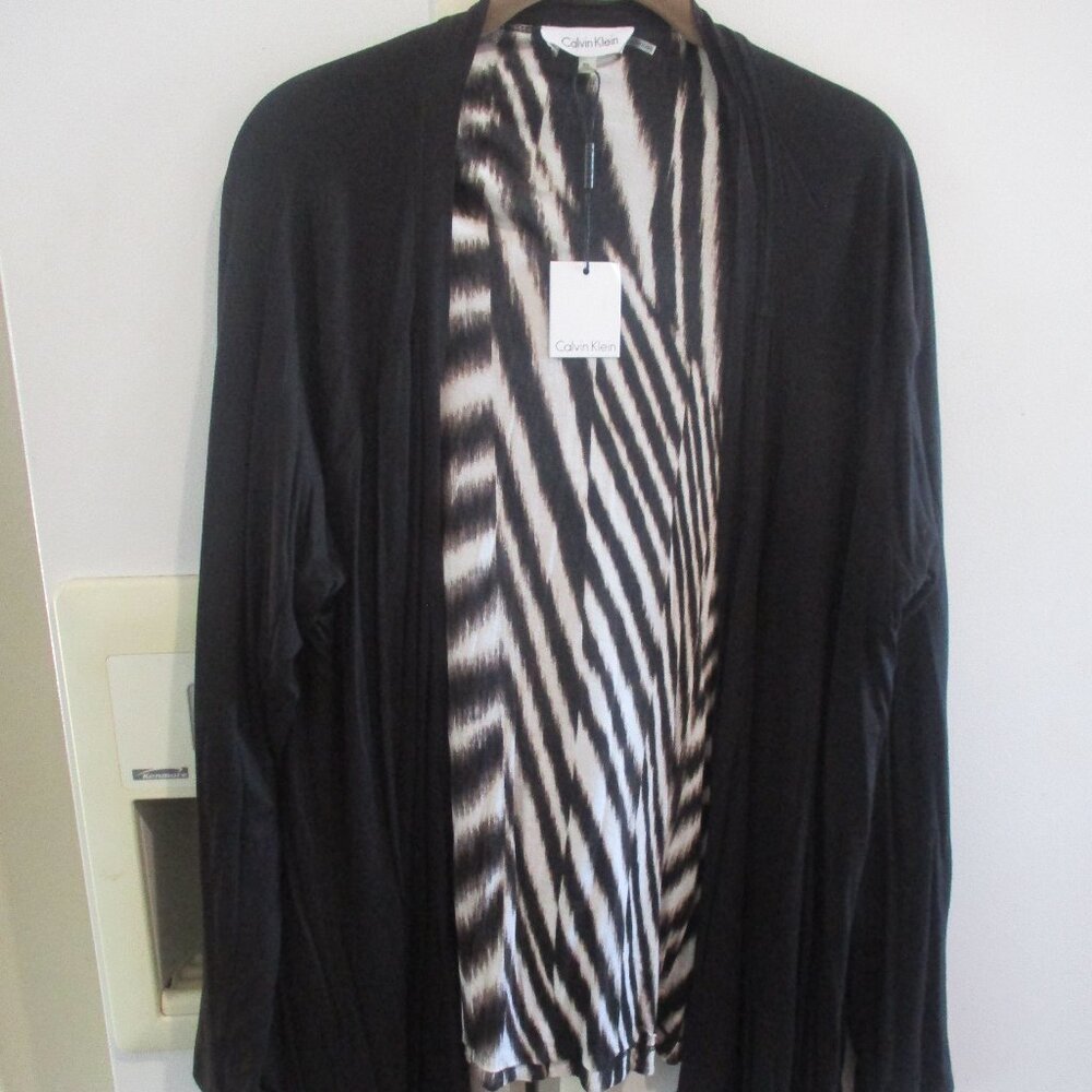 calvin klein new reversible modern soft knit cardigan black /animal print xl